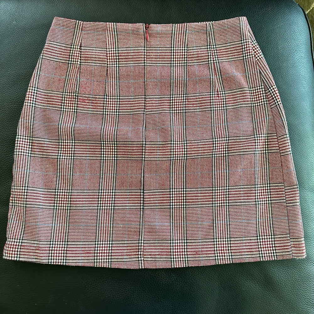 J Galt Brandy Melville, white , black mini skirt . Size: OS